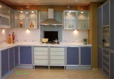 Kính tủ bếp trên 2