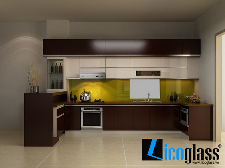 Kính màu ốp bếp chịu nhiệt giá rẻ