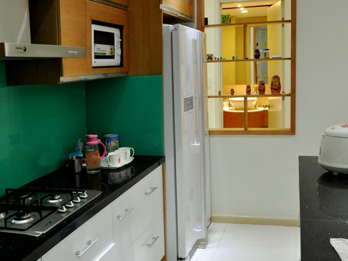  Làm thế nào để biết kính màu ốp bếp đạt chuẩn